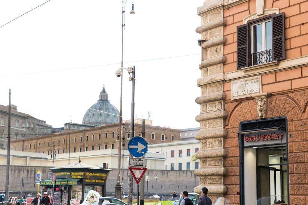 Casa Di Lella, A Due Passi Dal Vaticano Rome Exterior photo
